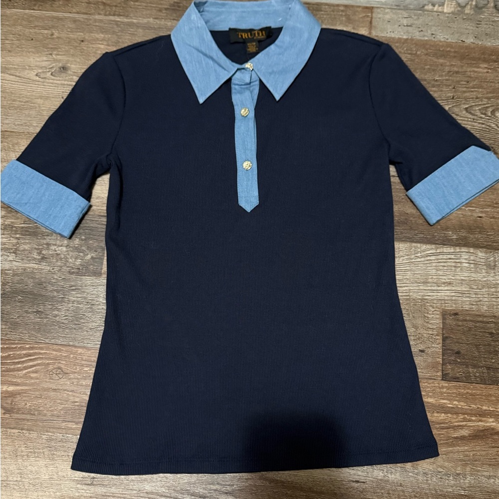 NWT Truth By Republic Short Sleeve Trimmed in Denim Size XS Retail $58